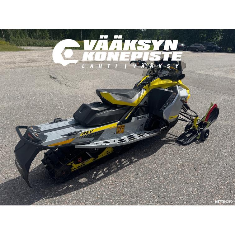 Ski-Doo MX Z