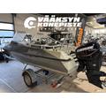 Buster XXL + Evinrude E-Tec