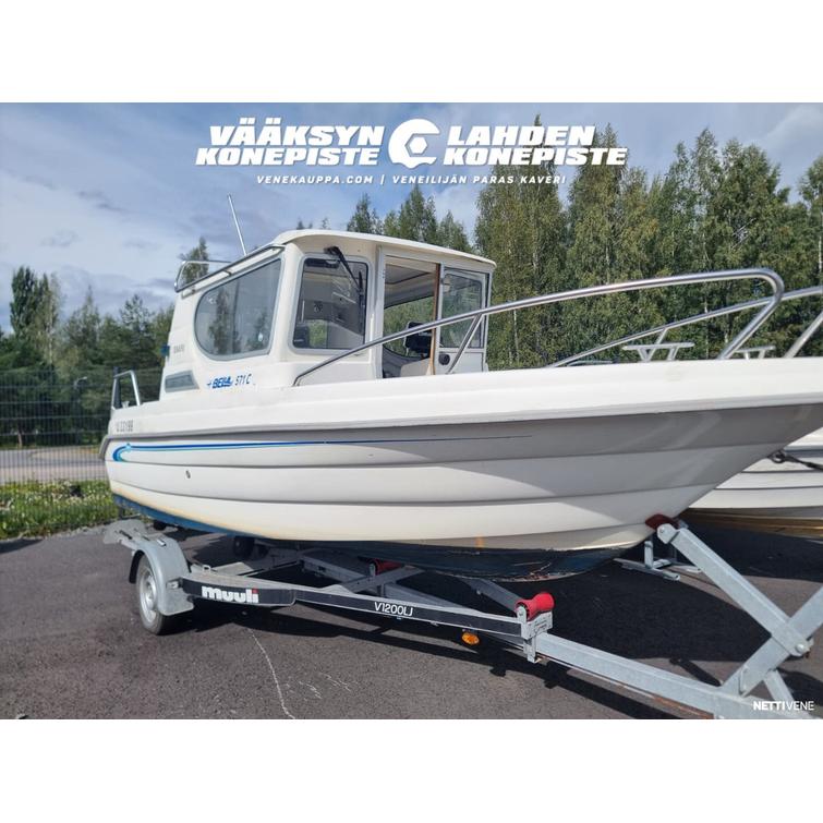 Bella 571 C + Yamaha F80