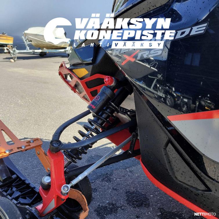 Ski-Doo Renegade XRS 850 E-TEC