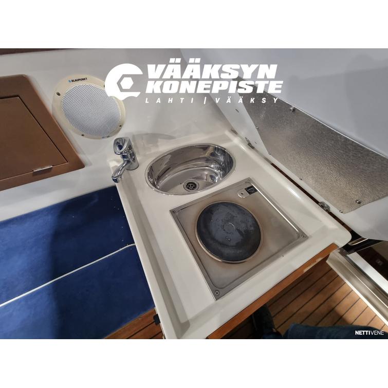 Aquador 23 HT + Volvo Penta