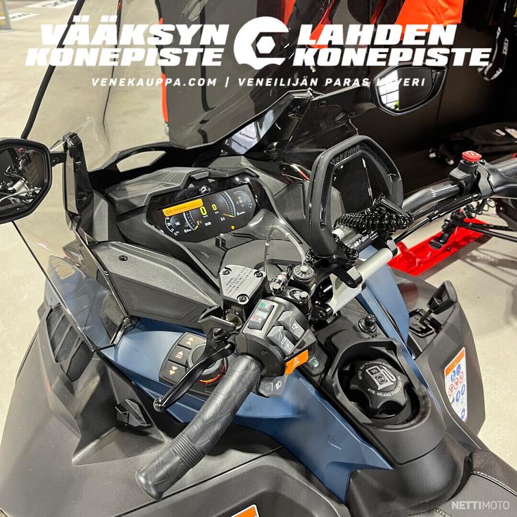 Ski-Doo Expedition SE 900 ACE Turbo R VIP