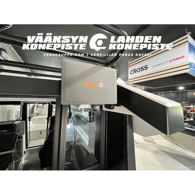 Buster Magnum Cabin + Yamaha F300 XSB