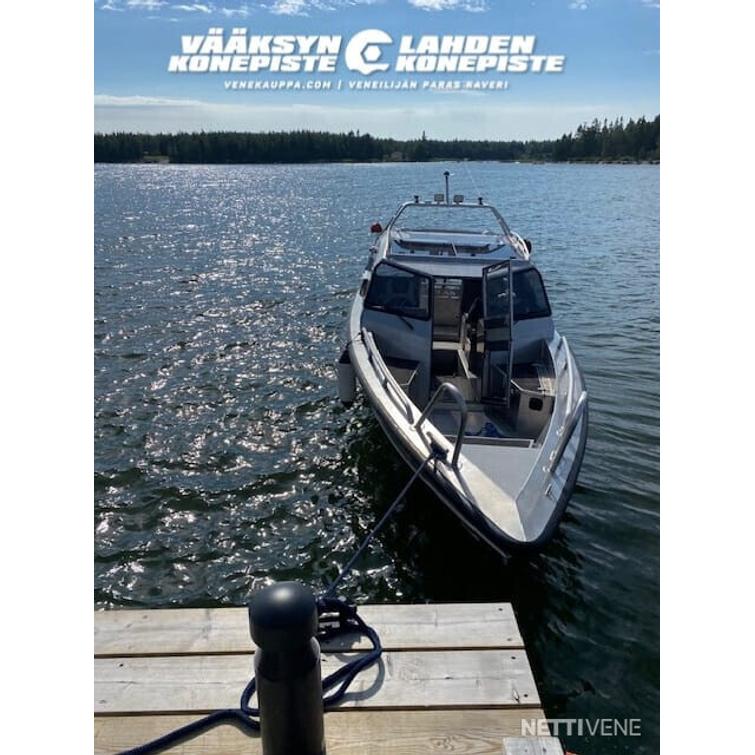 Anytec 747 c + Evinrude 250 e-TEC
