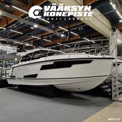 Aquador 300 HT + Mercury F200 V6 CW