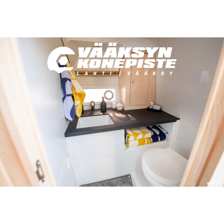 Finnmaster T9 + Mercury V300 XL CF ES V8