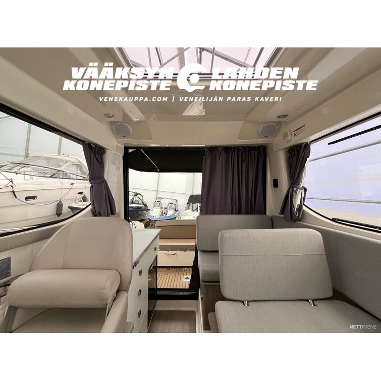 Quicksilver Activ 905 weekend + Mercury F200 XL EFI DTS