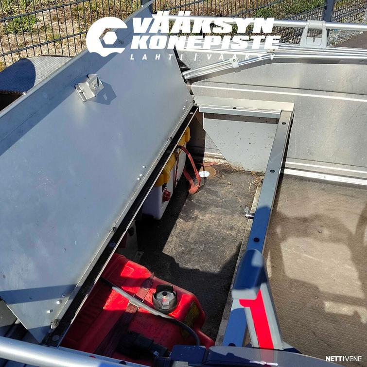 Buster M2  + Yamaha F40 FETL