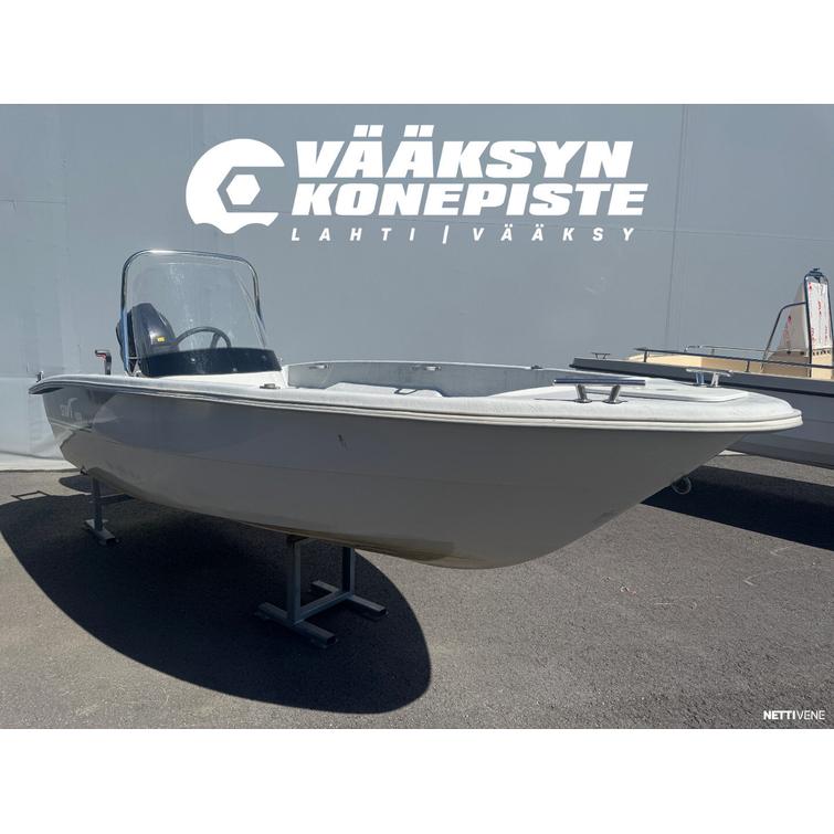Suvi 4250 SR + Tohatsu F20