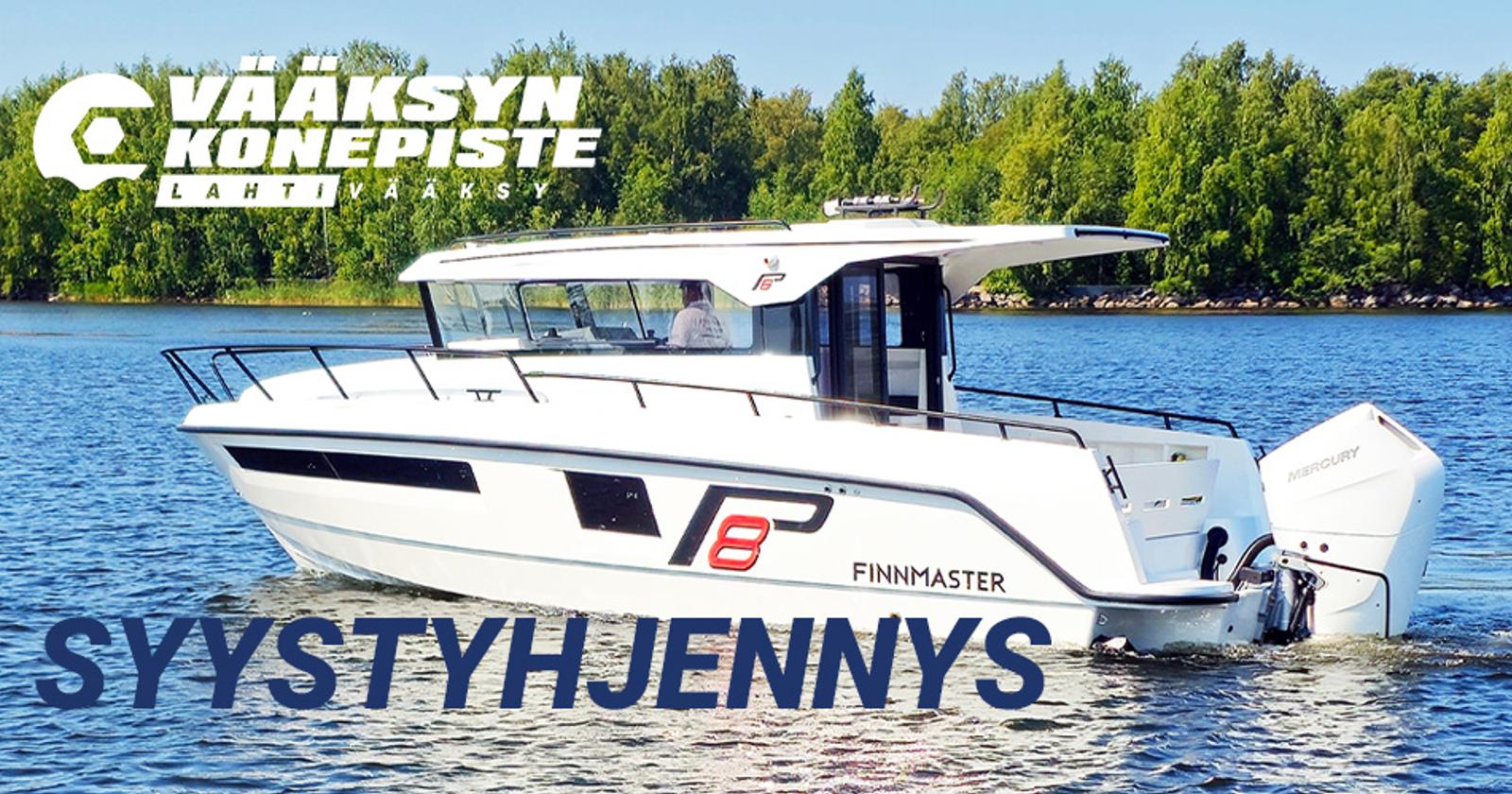 Finnmaster-moottorivene kesäisessä järvimaisemassa