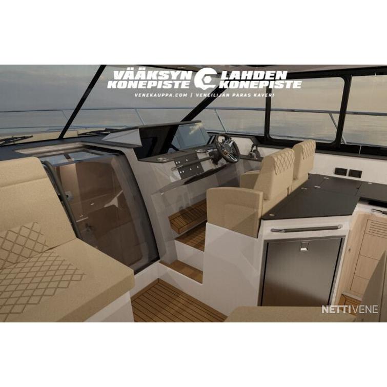 Aquador 400 HT + Mercury Diesel 270 HP V6