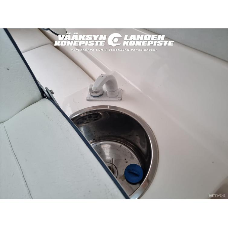 Marino 61HT + MerCruiser 3.0L