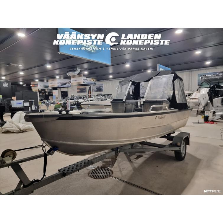 Buster S2 + Yamaha F30