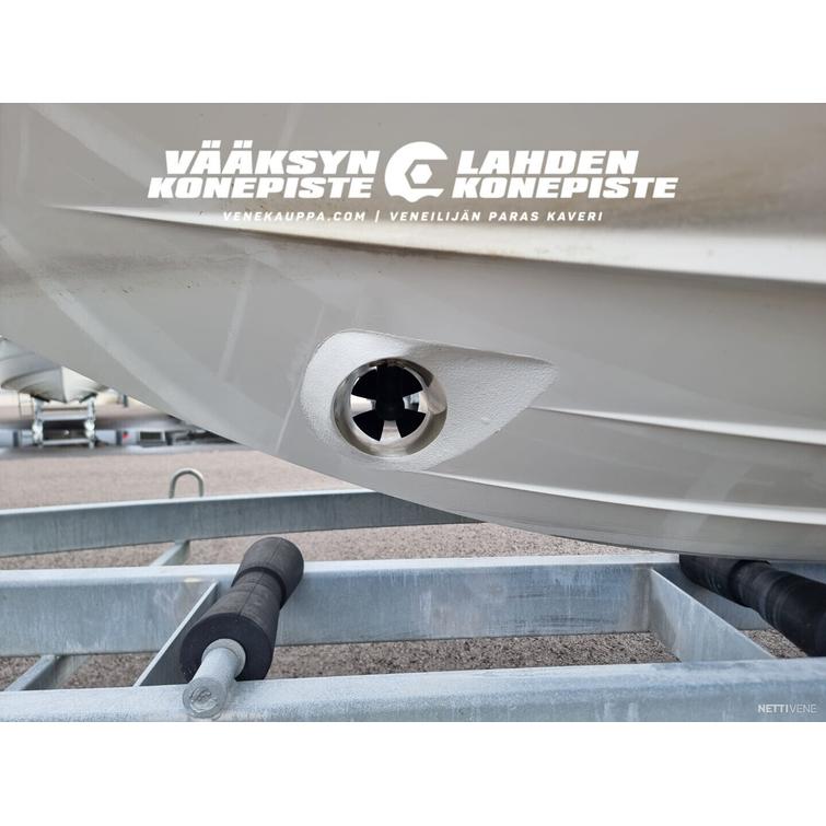 Flipper 670 DC + Mercury F250