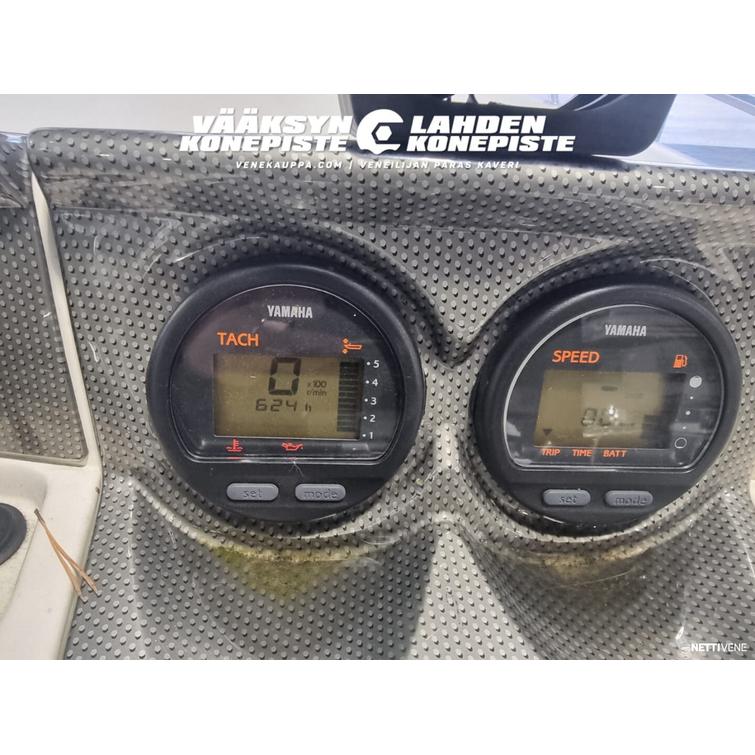 Yamarin 56 SC + Yamaha F100