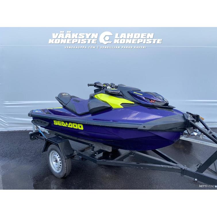 Sea-Doo RXP-XRS 300