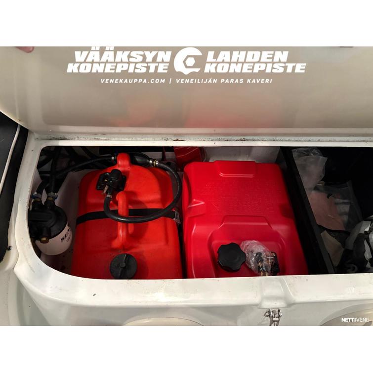 Castello 533 HT + Evinrude E-Tec