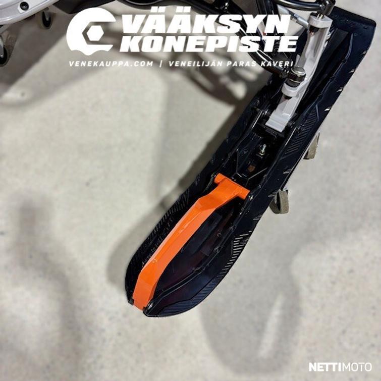 Lynx 69 Ranger Pro 900 Ace