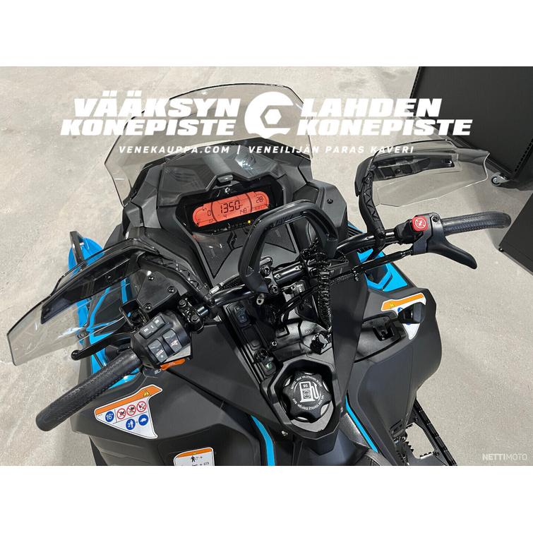 Lynx Commander RE 900 Ace Turbo R