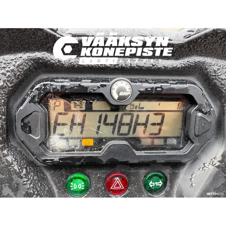 Can-Am Outlander Max 650 MAX PRO + Telat ja lumilevy