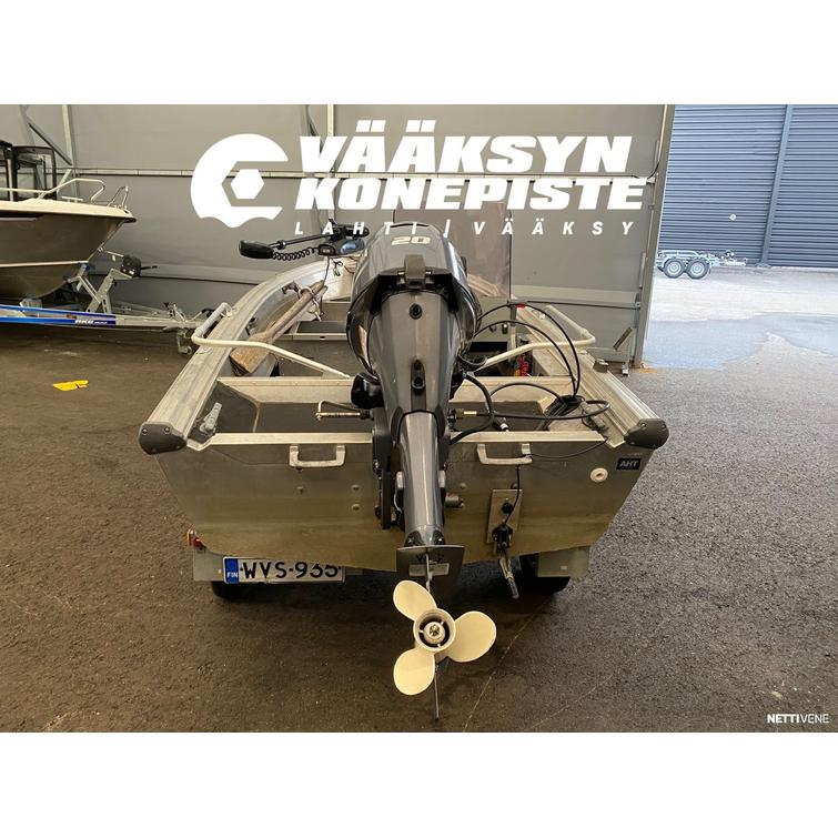 Buster XSR + Yamaha F20