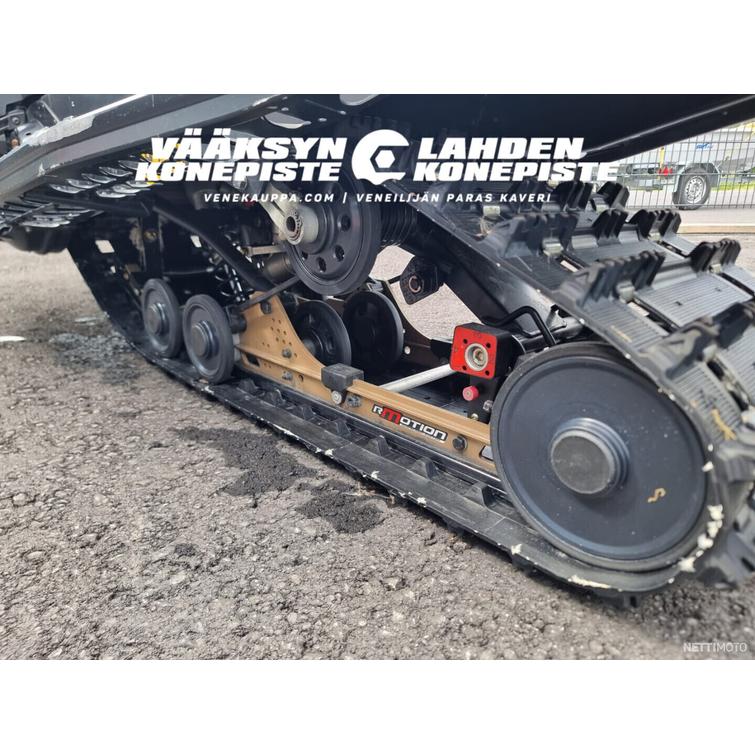 Ski-Doo MX Z