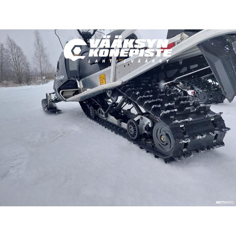 Polaris 550 Classic POLARIS 550 INDY VAYAGEUR 155 2020vm 550km