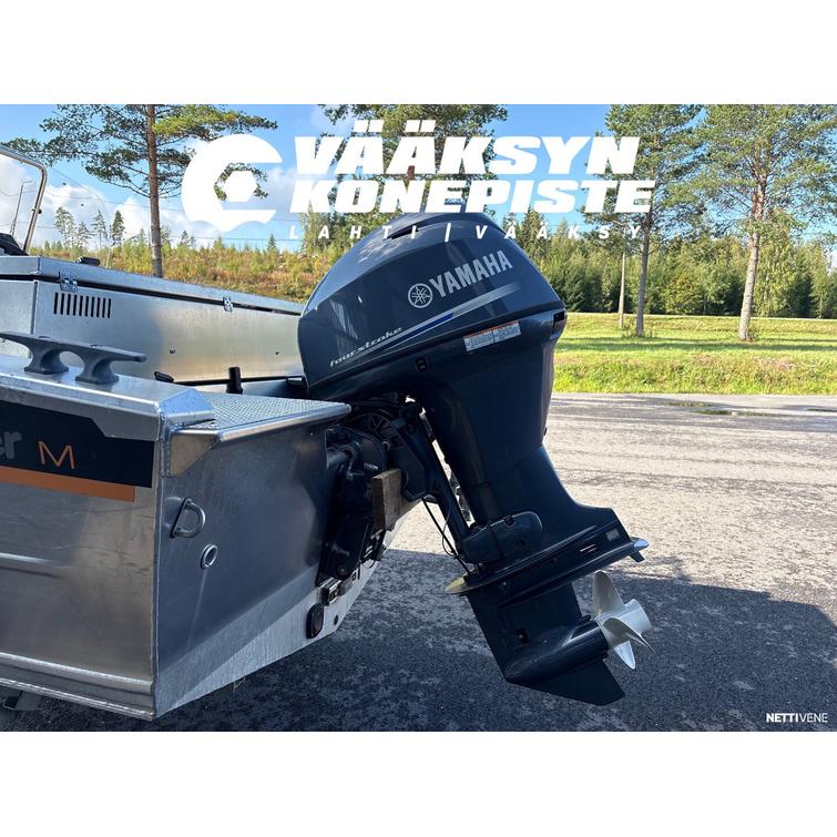 Buster M2  + Yamaha F40 FETL