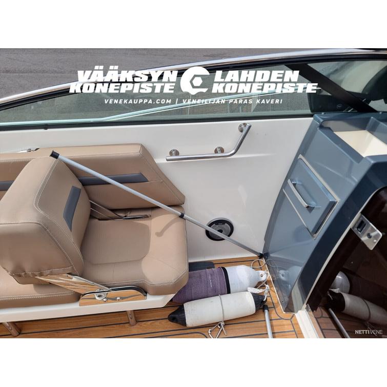 Flipper 670 DC + Mercury F250