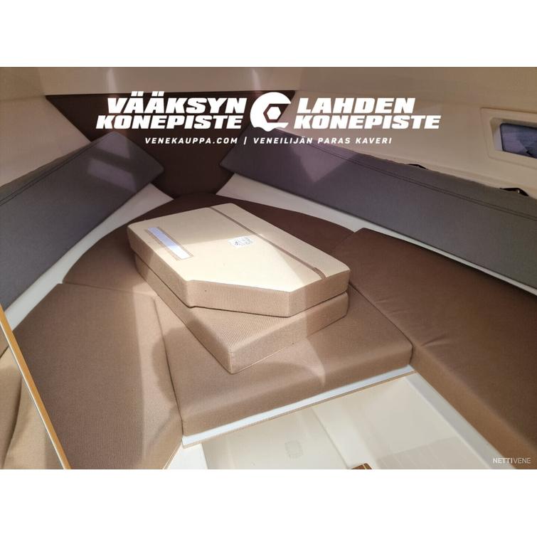 Flipper 670 DC + Mercury F250