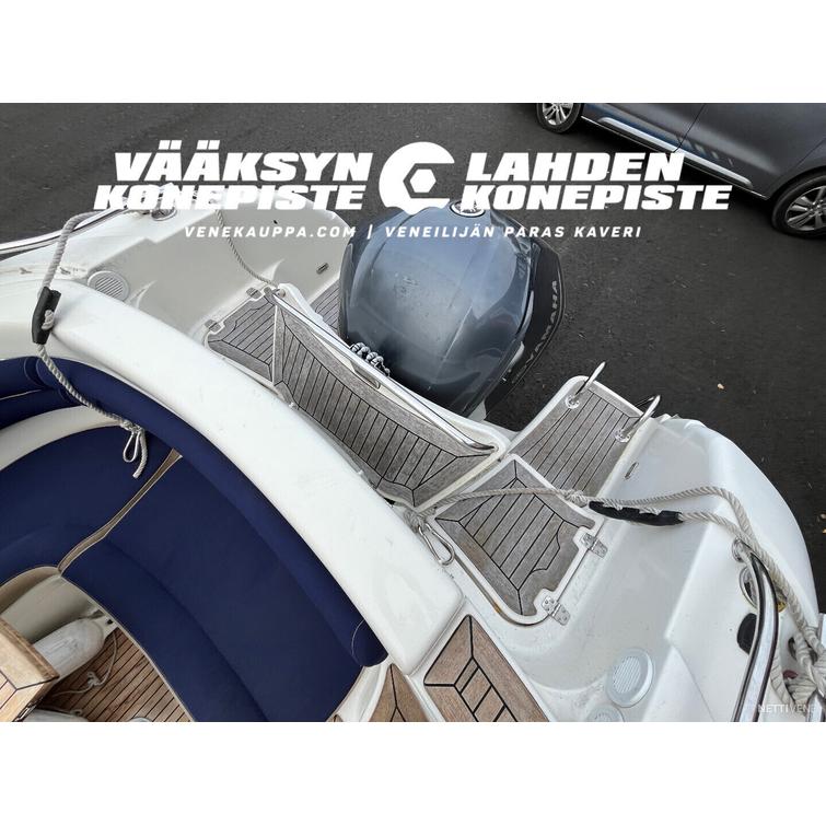Yamarin 76DC + Yamaha F250
