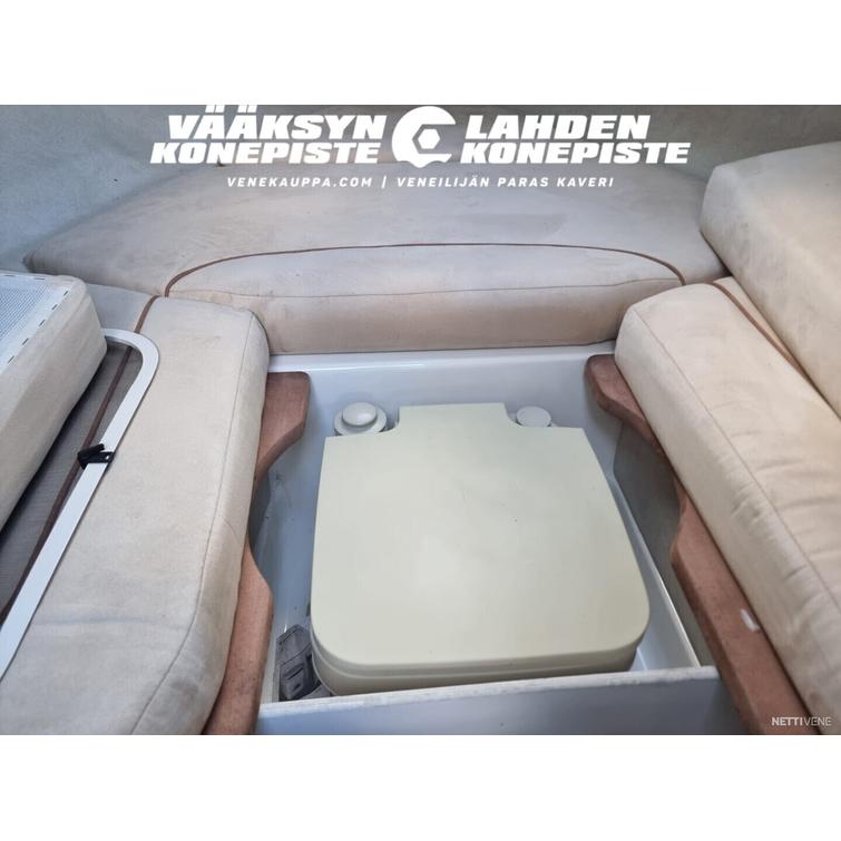 Sea Ray 240 Sun Sport + MerCruiser 5.0 MPI