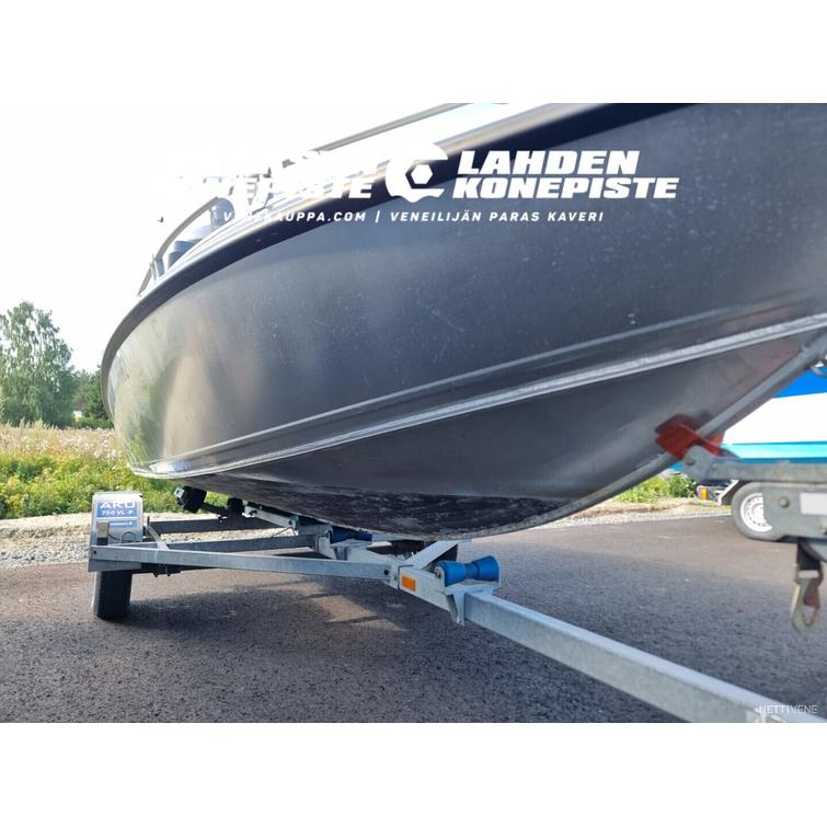 Buster LX + Yamaha F60