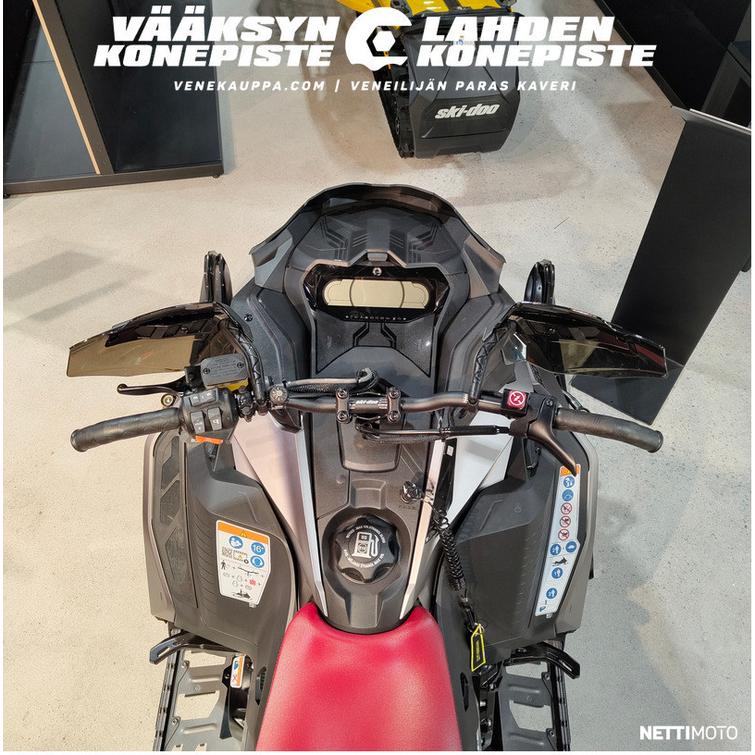 Ski-Doo MX Z XRS 600R E-TEC