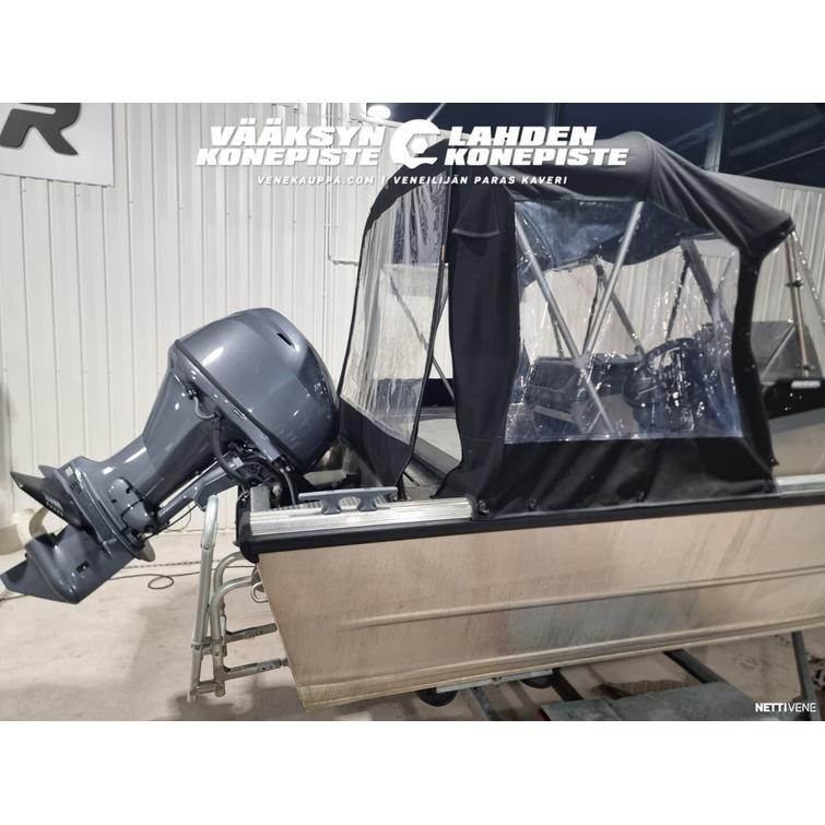 Buster S2 + Yamaha F30