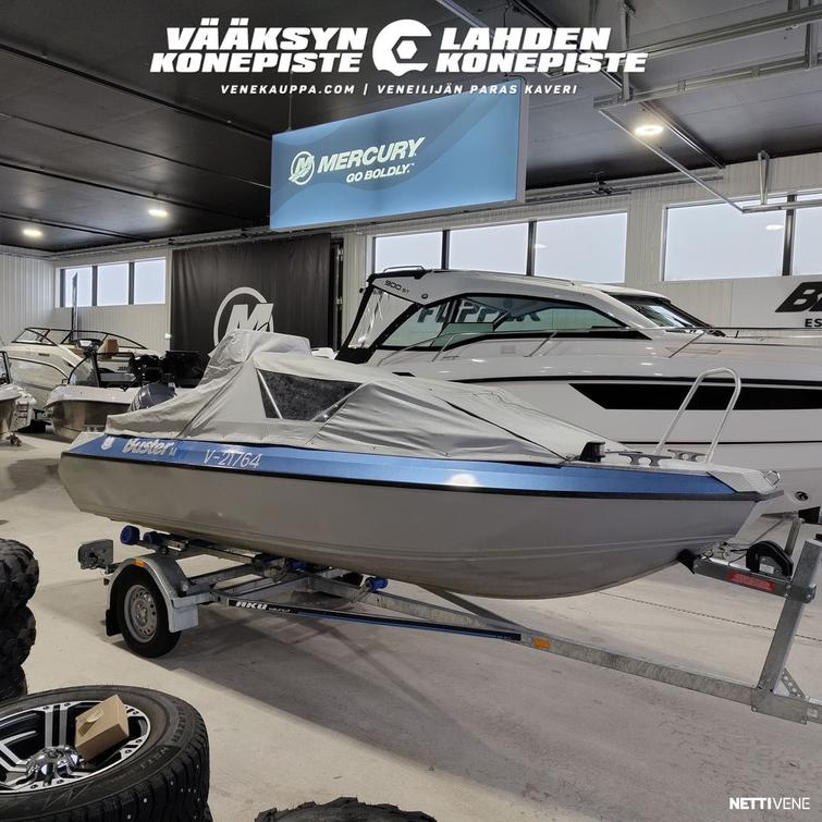 Buster M + Yamaha F40 BET