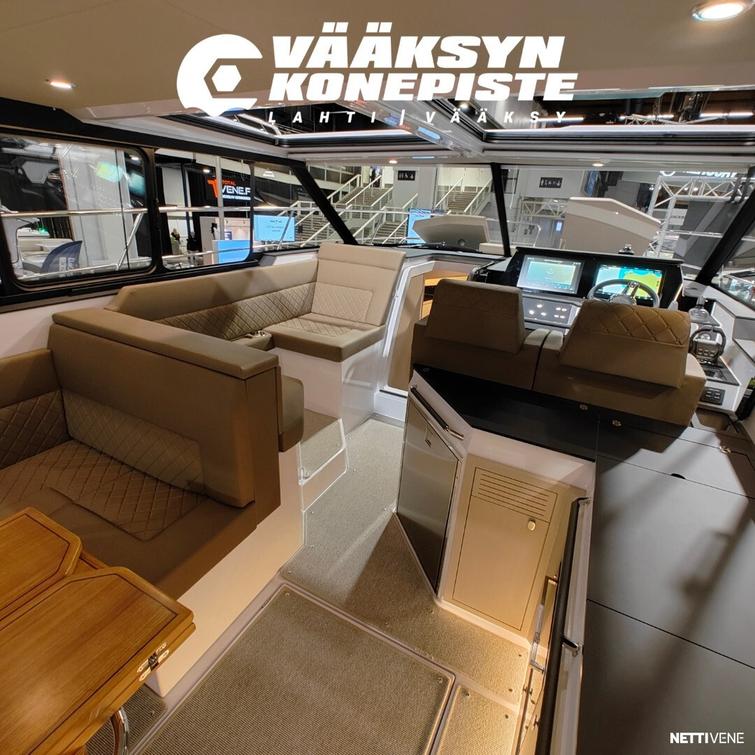 Aquador 400 HT + Mercury Diesel  270 HP V6