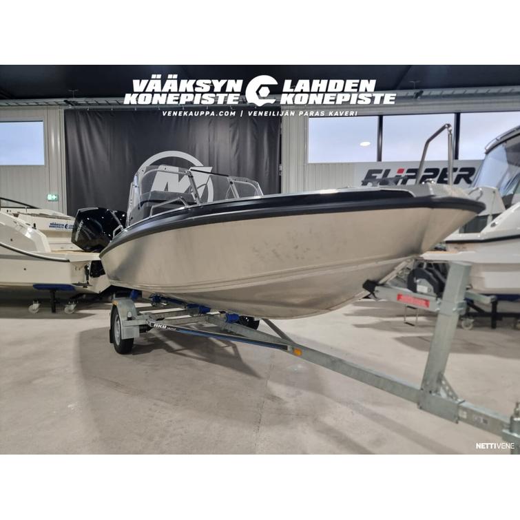 Buster L 2 + Yamaha F50