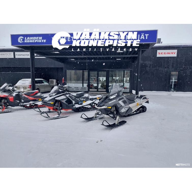 Polaris 550 Classic POLARIS 550 INDY VAYAGEUR 155 2020vm 550km