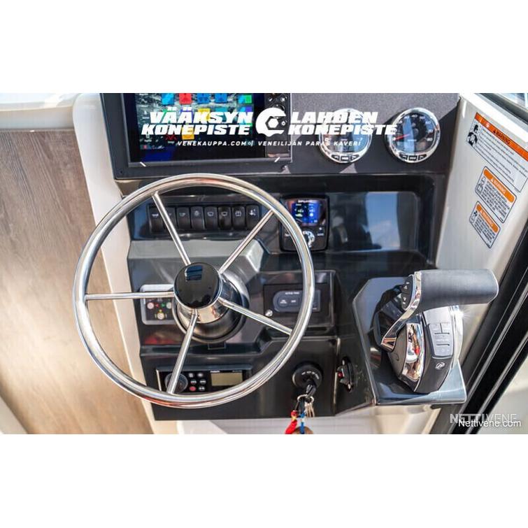 Quicksilver Captur 705 Pilothouse + Mercury F150 XL