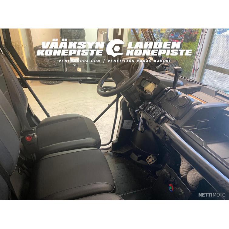 Can-Am Traxter HD9 XU 15v ja ajokorttiluokka T1b DFK LÄMPÖOHJAAMOLLA