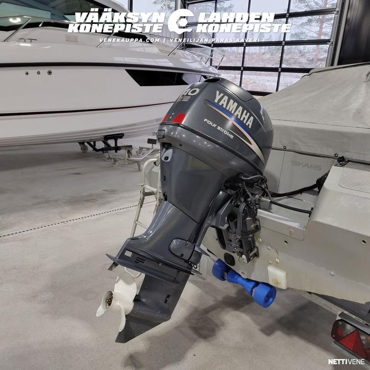 Buster M + Yamaha F40 BET