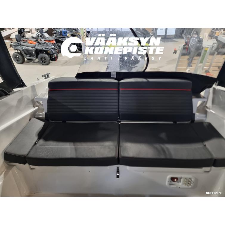 Falcon BR 6 + Mercury F115