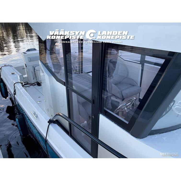 Quicksilver Captur 705 Pilothouse + Mercury F150 XL