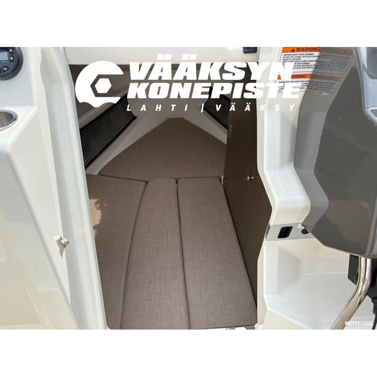 Bayliner VR6 CUDDY + Mercury MERCURY VERADO V250 XL AMS DTS V8