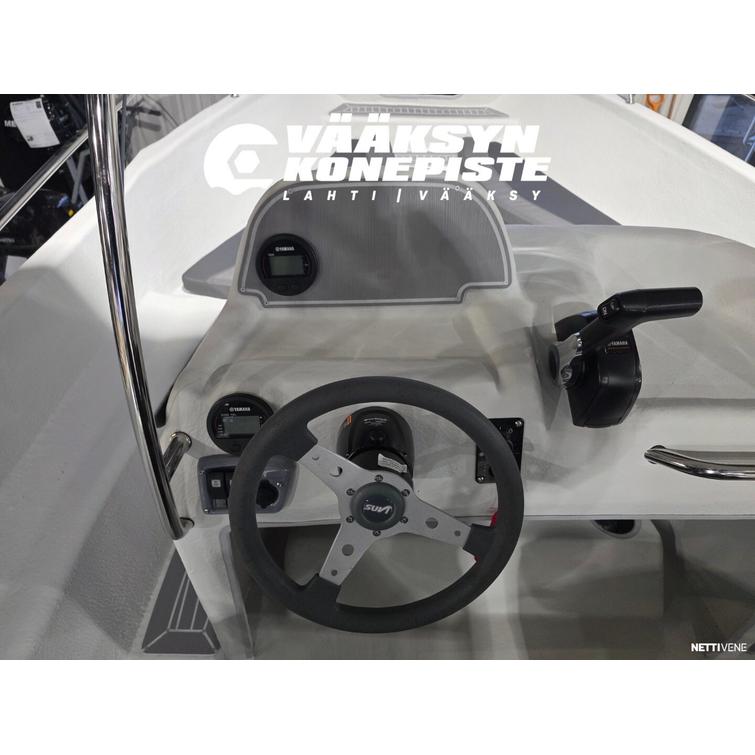 Suvi 63 T-Top CC fisher + Yamaha F100LB