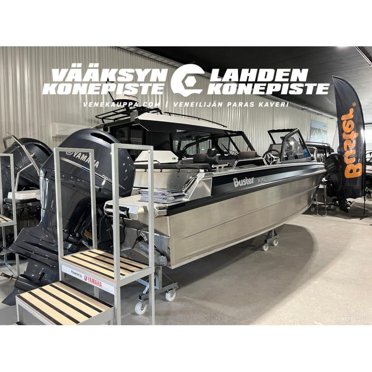 Buster XXL + Yamaha F150XC
