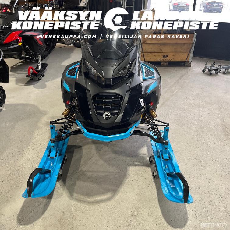 Lynx Commander RE 900 Ace Turbo R