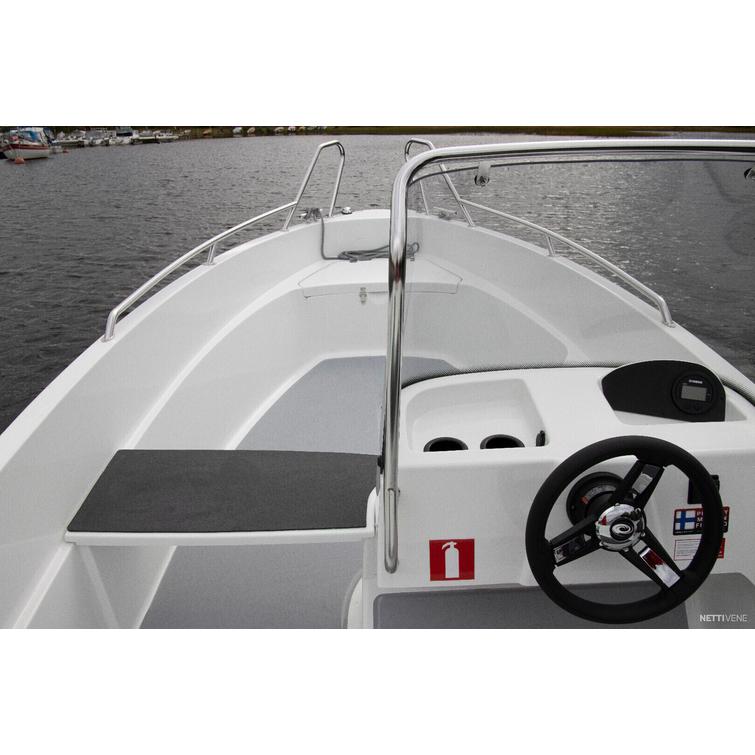 AMT 150 R + Yamaha F50 HETL