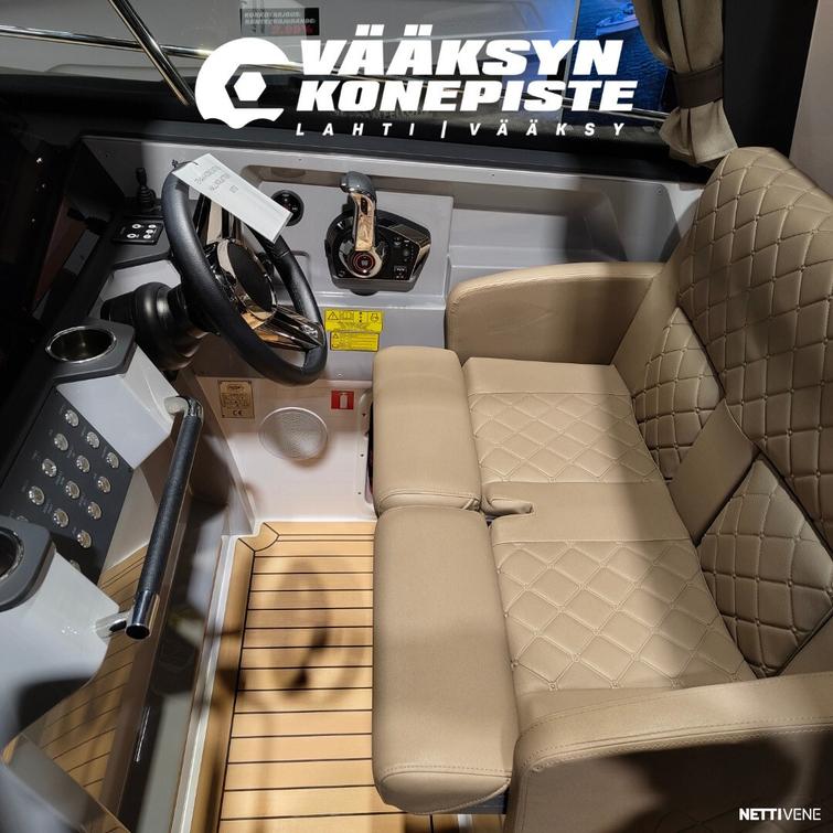 Aquador 250 HT + Mercury V250 V8